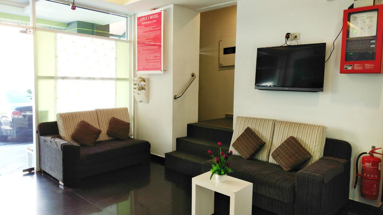 Apple 1 Hotel Budget Gelugor Exterior photo